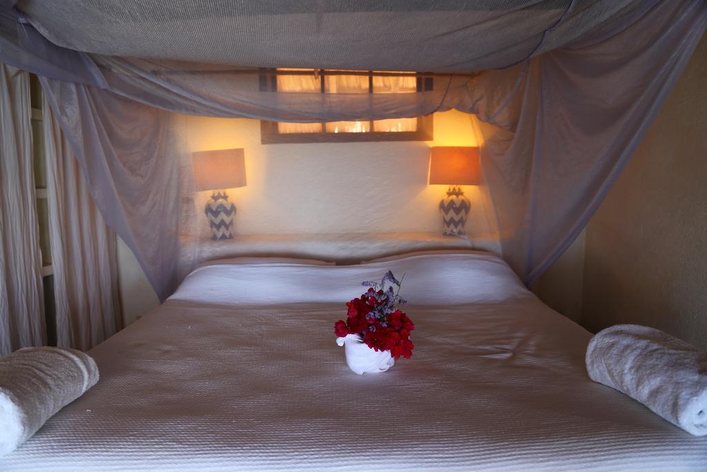 Hotel Bahia De La Luna Arroyo Cruz Екстер'єр фото