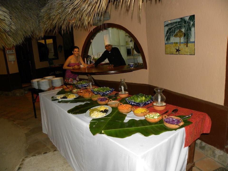 Hotel Bahia De La Luna Arroyo Cruz Екстер'єр фото