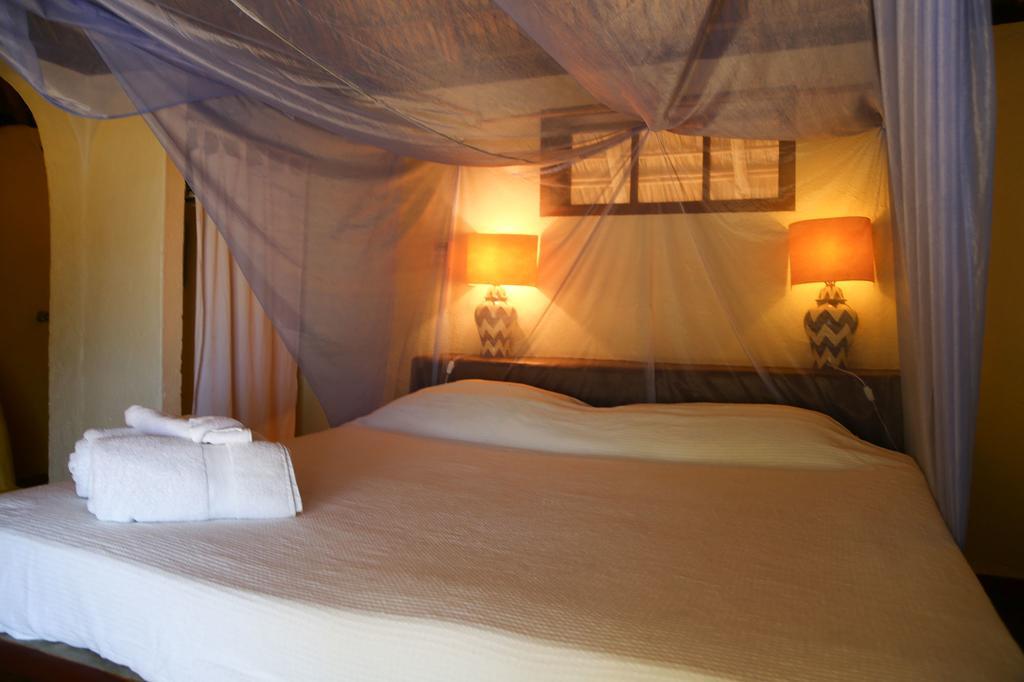 Hotel Bahia De La Luna Arroyo Cruz Екстер'єр фото